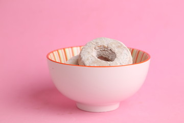 homemade bagel with sugar in bowl