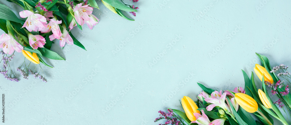 Blue banner with spring flowers, festive composition for spring holidays - obrazy, fototapety, plakaty 