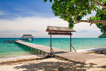 Wall Mural - Pulau Tiga - survivor Island - Sabah, Malaysian Borneo