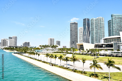 Fotomural view of miami skyline, photo as a background