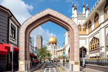 Street View Of Singapore With Masjid Sultan
