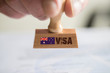 Ein Stempel und das Visums für Einreise nach Australien