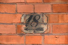 Hausnummer An Einem Alt-Berliner Mietshaus