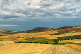 Fototapeta Krajobraz - Rural landscape near Serracapriola, Apulia, Italy