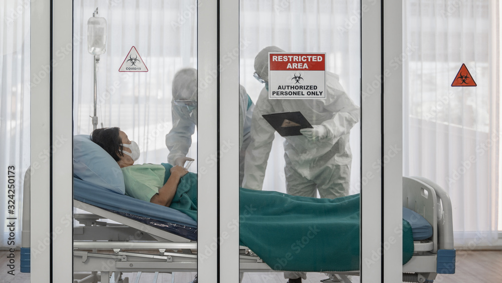 coronavirus covid 19 infected patient in quarantine room with quarantine and outbreak alert sign at hospital with disease control experts make disease treatment, coronavirus covid 19 disease treatment - obrazy, fototapety, plakaty 