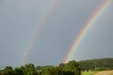Fototapeta Tęcza - Regenbogen über Getreidefeld
