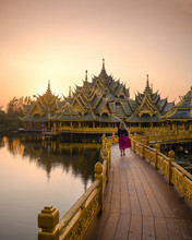 Amazing Sunset On Temple In Thailand With Tourist Girl - Ancien Siam In Bangkok 