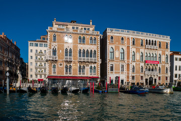 Venecia, norte de Italia. Vistas del Gran Canal. Góndolas.