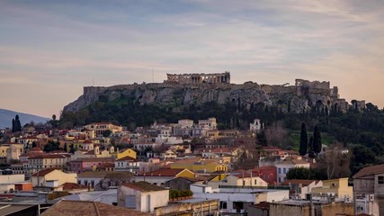 Fototapete - Tag zu Nacht Timelapse Ansicht der Plaka, die Altstadt von Athen mit dem Parthenon Tempel auf der Akropolis, Griechenland