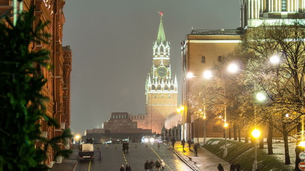 Poster - Moscow, Spasskaya tower of Kremlin at winter night. timelapse