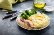 © fahrwasser - Healthy and filling dinner with grilled chicken breast, mashed potatoes and broccoli