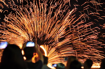 Canvas Print - Fire show performance at a beachfront restaurant in Thailand tourist attraction