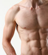 © H_Ko - Strong men's press thanks to diet and constant training