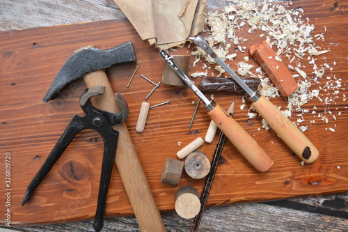 Cuadros en Lienzo attrezzi da lavoro per falegnami e per restauro dei mobili di legno