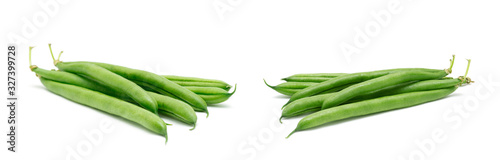 Fotografía Green beans isolated on a white background