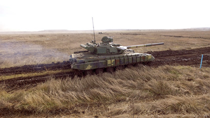 Tank company drills,T-64 tank on the battlefield