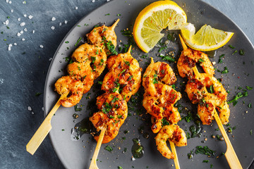 Poster - Appetizing prawns served on skewers