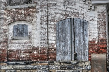 old abadoned building