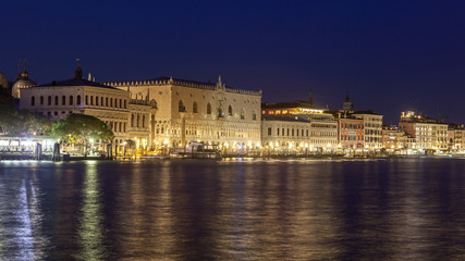 Wall Mural - Venice night landscape with a view of the Grand Canal and Doge's Palace