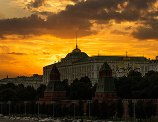 Wall Mural - Golden sunset over the Moscow Kremlin