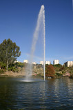 Fototapeta Tęcza - large water fountain