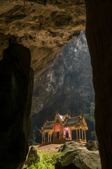 Canvas Print - ASIA THAILAND KHAO SAM ROI YOT CAVE