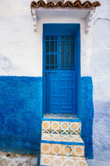 Canvas Print - Morocco doors and windows