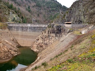 Wall Mural - Barrage dans la Loire.