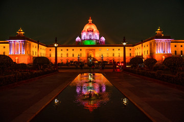 Wall Mural - The Rashtrapati Bhavan is the official residence of the President of India located at the Western end of Rajpath in New Delhi, India.