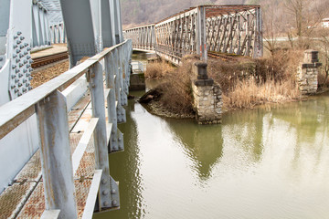 Canvas Print - Railway bridge in the Olt valley, Romania