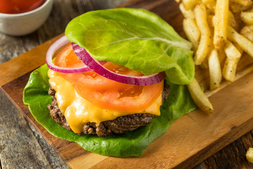 Sticker - Healthy Hamburger in a Lettuce Bun