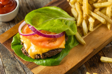 Sticker - Healthy Hamburger in a Lettuce Bun