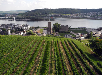 Sticker - Rüdesheim mit der Boosenburg