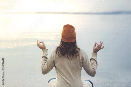 Cuadros en Lienzo yoga exercises in front of a spectacular view