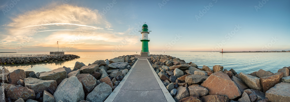 Westmole lighthouse in Warnemünde near Rostock - obrazy, fototapety, plakaty 