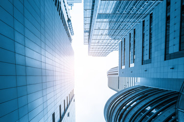 Leinwandbilder - looking Up Modern Office Building