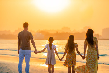 Canvas Print - Young family on vacation have a lot of fun