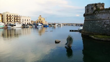 Poster - Gallipoli, Apulia - Traditional rowing boats at the seaport of Gallipoli 