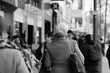 © Kathleen Avonts - women walking on the street