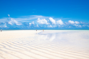 Yurigahama beach which appears in the sea only during law tide