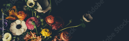 Fotomural Vintage bouquet of beautiful different flowers