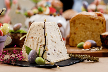 Wall Mural - Easter orthodox sweet bread kulich cottage cheese cake with chocolate eggs