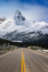 Autumn winter mountains Alberta Kanada travel destination