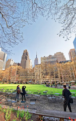 Wall Mural - Tourists looking at Skyline with Skyscrapers in Bryant Park