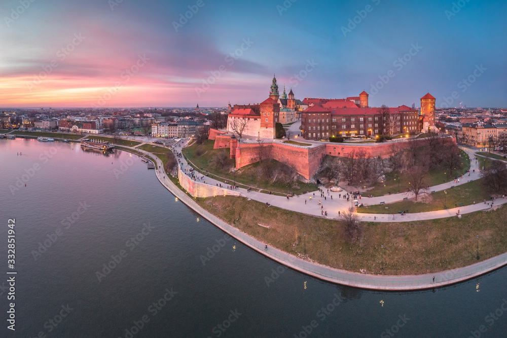 Aerial view of the Wawel Castle in Cracow in sunset time - obrazy, fototapety, plakaty 