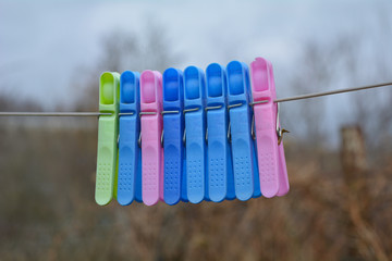 clothes pegs on line