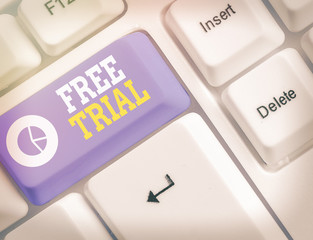 Aufkleber - Text sign showing Free Trial. Business photo showcasing Product or service offered for no cost to try and give feedback