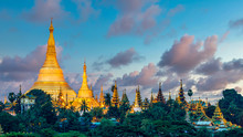 Shwedagon Pagoda Attraction In Yagon City With Blue Sky Background, Shwedagon Pagoda Ancient Architecture Is Beautiful Pagoda In Southeast Asia, Yangon, Myanmar, Asian, Asia.