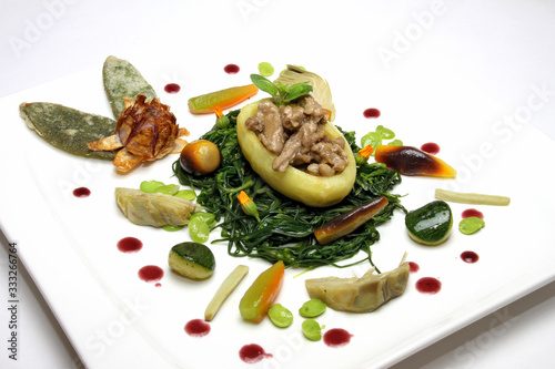 Fotomural Lamb in the garden with Galatina sieglinde potatoes and Polignano carrots