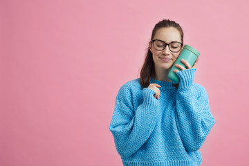 Wall Mural - Colorful portrait of girl that loves her thermo cup. Large contrast